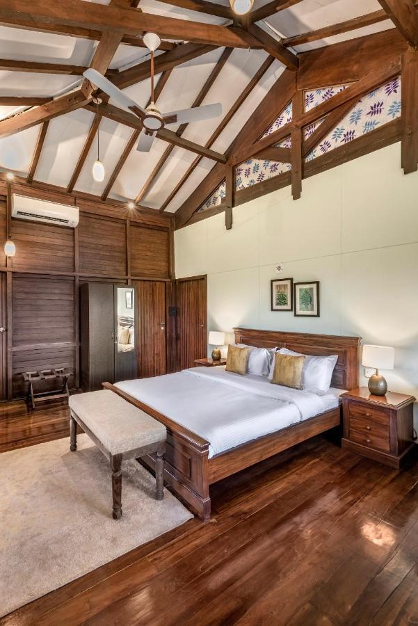 Saffronstays Boulevard Loghouse - A Wooden Chalet Amidst Nature Kārli エクステリア 写真